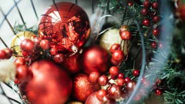 Expat-Guide-All-About-Christmas-Where-to-Buy-Christmas-Decorations-and-Ornaments-in-Singapore