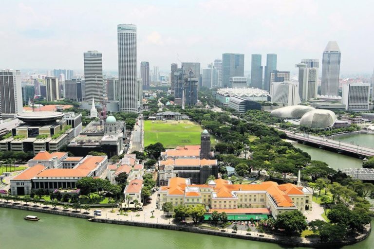 Expat.Guide Events From Colony to Metropolis