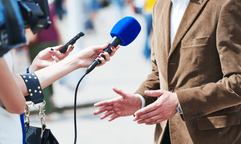 Singapore Navigating the Media