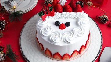 singapore christmas baking series - santa strawberry mousse cake